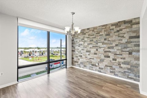 Condo in Ormond Beach, Florida, 3 bedrooms  № 1796904 - photo 16