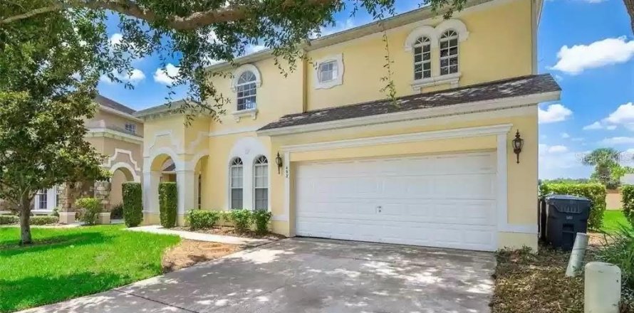 Casa en Davenport, Florida 5 dormitorios, 263.1 m2 № 2380977