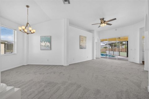 Casa en venta en Davenport, Florida, 5 dormitorios, 263.1 m2 № 2380977 - foto 29