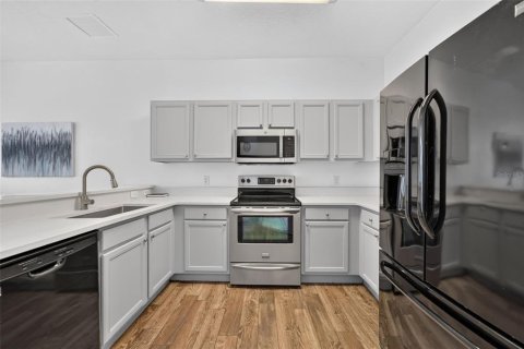 Casa en venta en Davenport, Florida, 5 dormitorios, 263.1 m2 № 2380977 - foto 18