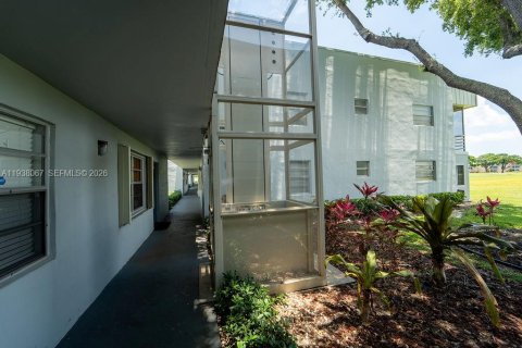 Купить кондоминиум в Делрей-Бич, Флорида 1 спальня, 70.61м2, № 1995816 - фото 27