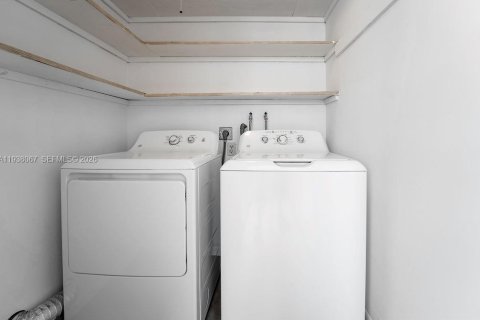 Купить кондоминиум в Делрей-Бич, Флорида 1 спальня, 70.61м2, № 1995816 - фото 7