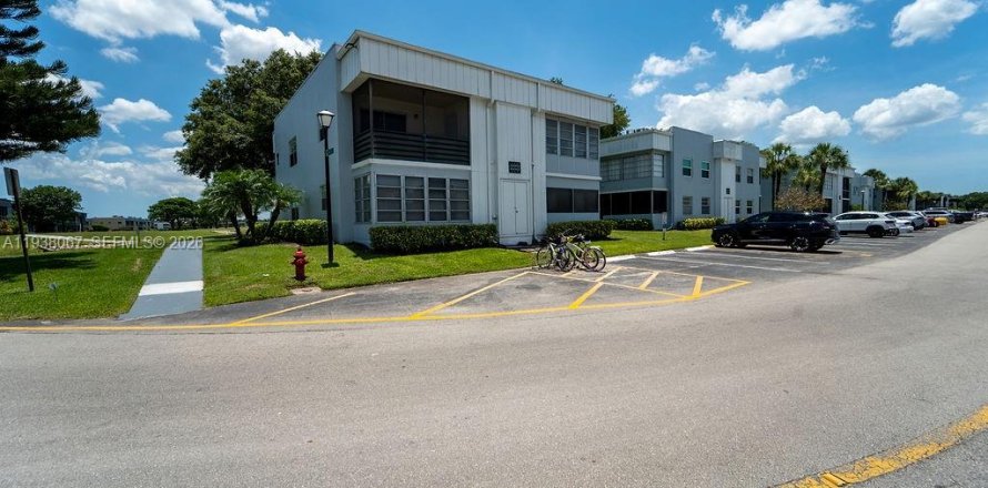 Кондоминиум с 1 спальней в Делрей-Бич, Флорида № 1995816