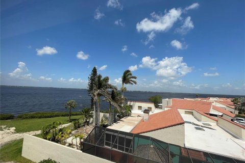 Condo in Punta Gorda, Florida, 1 bedroom  № 1734491 - photo 19