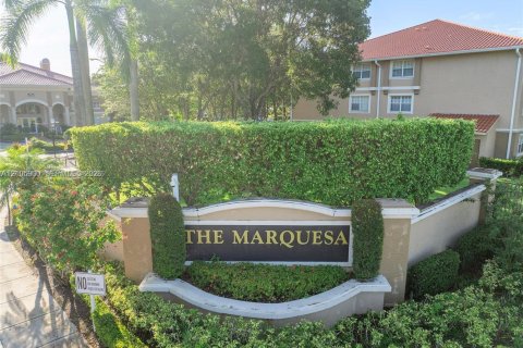 Condo à Pembroke Pines, Floride, 2 chambres  № 2414555