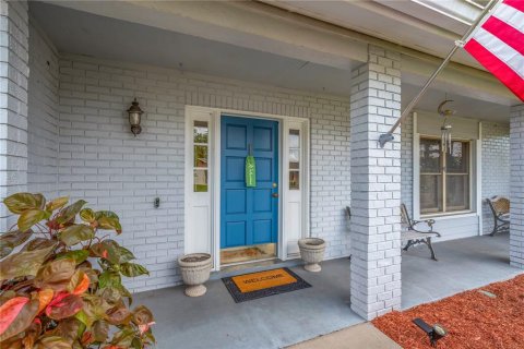 House in Tampa, Florida 4 bedrooms, 157.93 sq.m. № 1873543 - photo 5