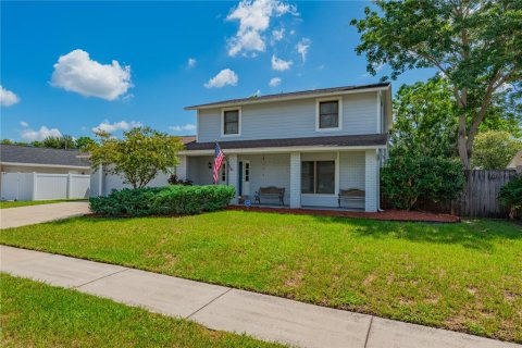 House in Tampa, Florida 4 bedrooms, 157.93 sq.m. № 1873543 - photo 2