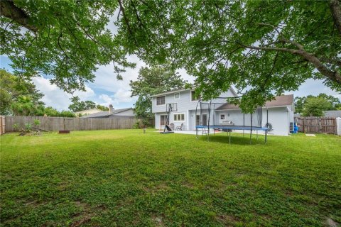 House in Tampa, Florida 4 bedrooms, 157.93 sq.m. № 1873543 - photo 29