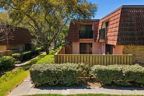 Touwnhouse à vendre à Palm Harbor, Floride: 2 chambres, 124.86 m2 № 1602497 - photo 25