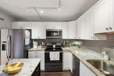 Touwnhouse à vendre à Palm Harbor, Floride: 2 chambres, 124.86 m2 № 1602497 - photo 8