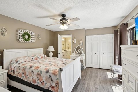 Touwnhouse à vendre à Palm Harbor, Floride: 2 chambres, 124.86 m2 № 1602497 - photo 12
