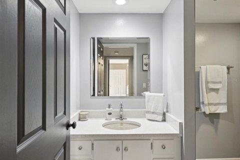 Touwnhouse à vendre à Palm Harbor, Floride: 2 chambres, 124.86 m2 № 1602497 - photo 19