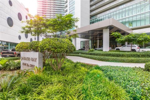 Condominio en venta en Miami, Florida, 3 dormitorios, 294.96 m2 № 1948199 - foto 7