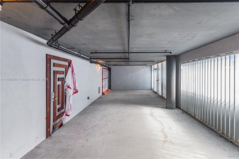 Condominio en venta en Miami, Florida, 3 dormitorios, 294.96 m2 № 1948199 - foto 24