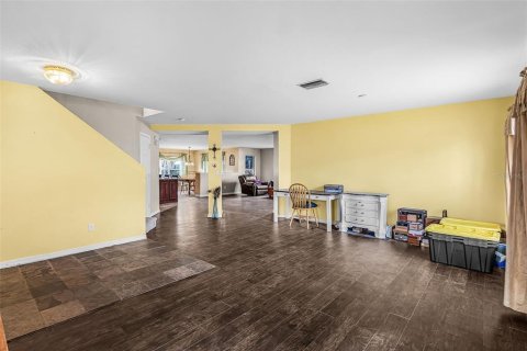 House in North Port, Florida 4 bedrooms, 300.54 sq.m. № 2108919 - photo 5