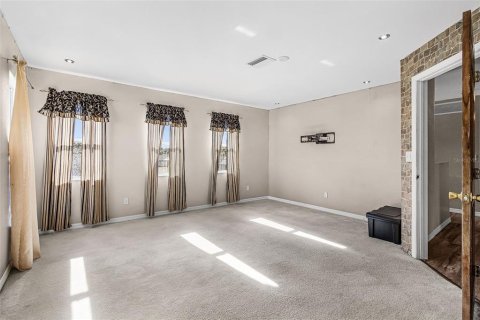 House in North Port, Florida 4 bedrooms, 300.54 sq.m. № 2108919 - photo 13