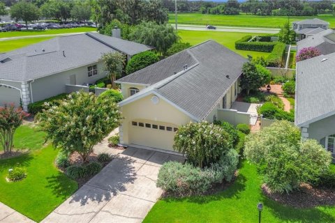 Villa ou maison à vendre à Ocala, Floride: 2 chambres, 146.41 m2 № 2298484 - photo 2