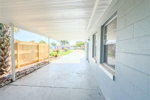 Casa en venta en Orlando, Florida, 3 dormitorios, 162.3 m2 № 1888514 - foto 4