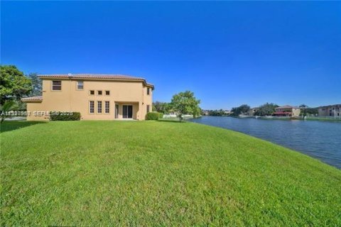 Villa ou maison à louer à Miramar, Floride: 4 chambres, 242.75 m2 № 2051245 - photo 26