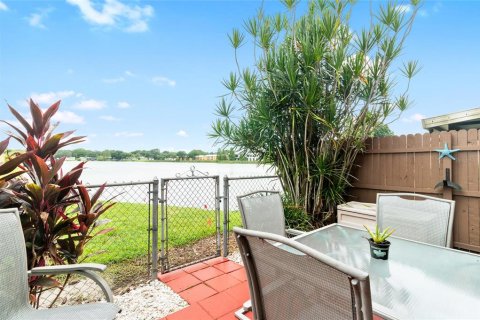 Condo in Lakeland, Florida, 2 bedrooms  № 1308934 - photo 15