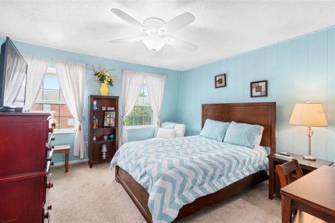 Condo in Lakeland, Florida, 2 bedrooms  № 1308934 - photo 8