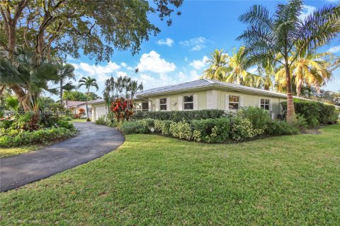 Купить виллу или дом в Плантация, Флорида 4 спальни, 272.2м2, № 1988608 - фото 5