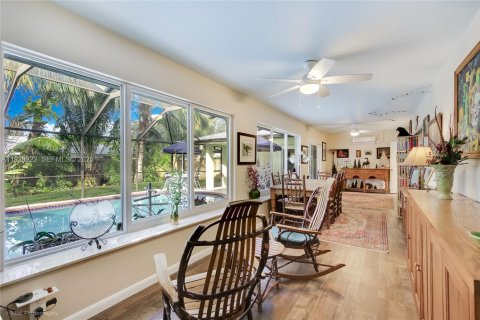 Купить виллу или дом в Плантация, Флорида 4 спальни, 272.2м2, № 1988608 - фото 20