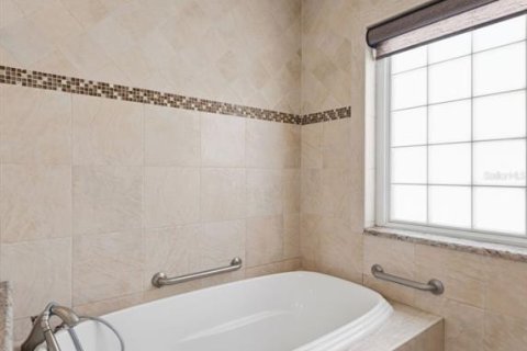 Villa ou maison à vendre à Tampa, Floride: 4 chambres, 192.87 m2 № 2151488 - photo 22