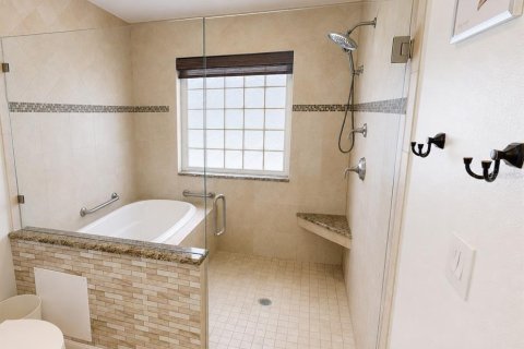 Villa ou maison à vendre à Tampa, Floride: 4 chambres, 192.87 m2 № 2151488 - photo 20