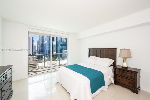 Condo in Miami, Florida, 2 bedrooms  № 1868816 - photo 2
