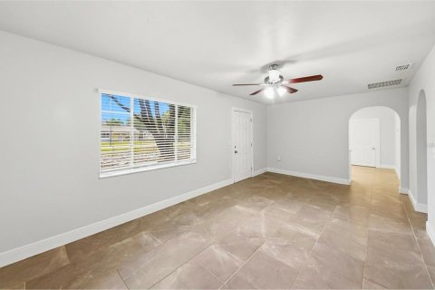 Casa en venta en Longwood, Florida, 3 dormitorios, 124.86 m2 № 2215152 - foto 3