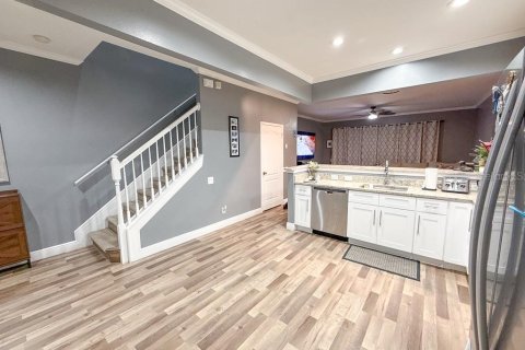 Touwnhouse à vendre à Tampa, Floride: 3 chambres, 150.97 m2 № 2217848 - photo 8