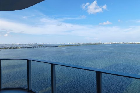 Condominio en venta en Miami, Florida, 2 dormitorios, 145.95 m2 № 1859228 - foto 4