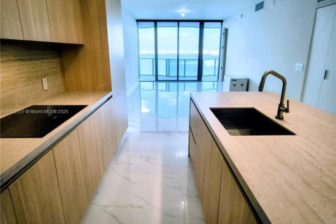 Condominio en venta en Miami, Florida, 2 dormitorios, 145.95 m2 № 1859228 - foto 16