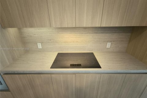 Condominio en venta en Miami, Florida, 2 dormitorios, 145.95 m2 № 1859228 - foto 12