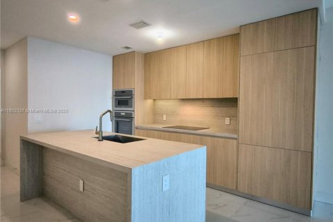 Condominio en venta en Miami, Florida, 2 dormitorios, 145.95 m2 № 1859228 - foto 7