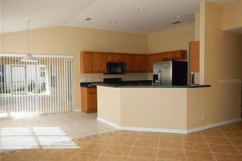 Casa en alquiler en Fort Myers, Florida, 3 dormitorios, 192.49 m2 № 1755640 - foto 6