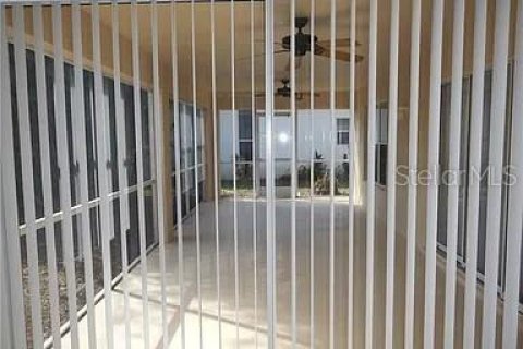 Casa en alquiler en Fort Myers, Florida, 3 dormitorios, 192.49 m2 № 1755640 - foto 23