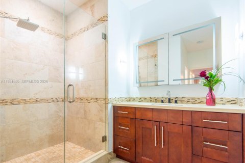 Villa ou maison à vendre à Cutler Bay, Floride: 5 chambres, 198.16 m2 № 1999337 - photo 22