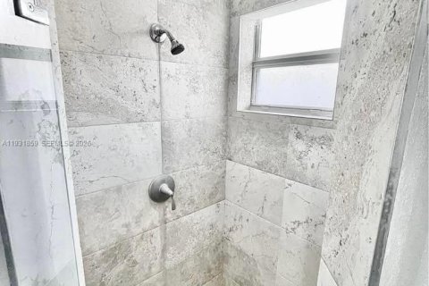 Villa ou maison à vendre à Cutler Bay, Floride: 5 chambres, 198.16 m2 № 1999337 - photo 24