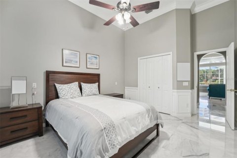 Villa ou maison à vendre à Tampa, Floride: 5 chambres, 336.4 m2 № 2419550 - photo 30