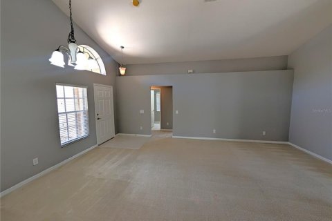 House in Wesley Chapel, Florida 3 bedrooms, 148.46 sq.m. № 2219436 - photo 4