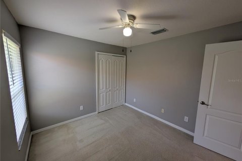 House in Wesley Chapel, Florida 3 bedrooms, 148.46 sq.m. № 2219436 - photo 14