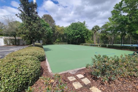 House in Wesley Chapel, Florida 3 bedrooms, 148.46 sq.m. № 2219436 - photo 21