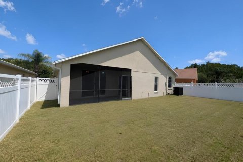 House in Wesley Chapel, Florida 3 bedrooms, 148.46 sq.m. № 2219436 - photo 18