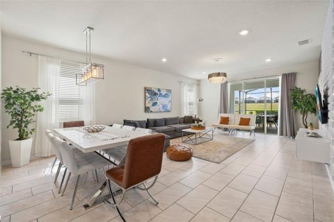 Villa ou maison à vendre à Davenport, Floride: 7 chambres, 306.21 m2 № 2398779 - photo 13