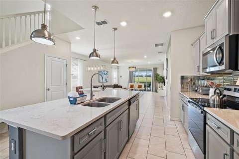 Villa ou maison à vendre à Davenport, Floride: 7 chambres, 306.21 m2 № 2398779 - photo 12