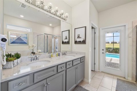 Villa ou maison à vendre à Davenport, Floride: 7 chambres, 306.21 m2 № 2398779 - photo 26