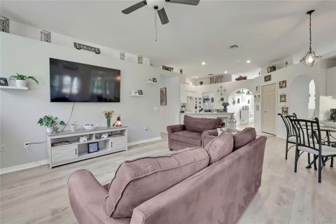 Villa ou maison à vendre à Homosassa, Floride: 3 chambres, 217.48 m2 № 2398806 - photo 16