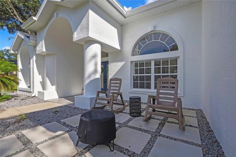 Villa ou maison à vendre à Homosassa, Floride: 3 chambres, 217.48 m2 № 2398806 - photo 4